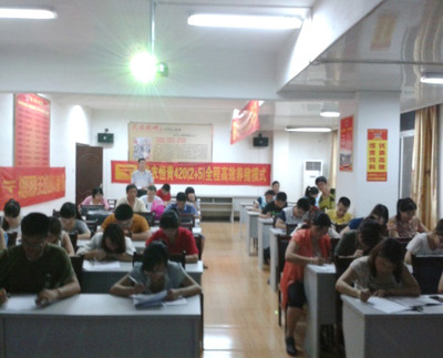 華農恒青工廠安全培訓正在進行中